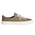 Cariuma Unisex Oca Low Contrast Thread Sneaker Shoe Burnt Sand Canvas Mens 9