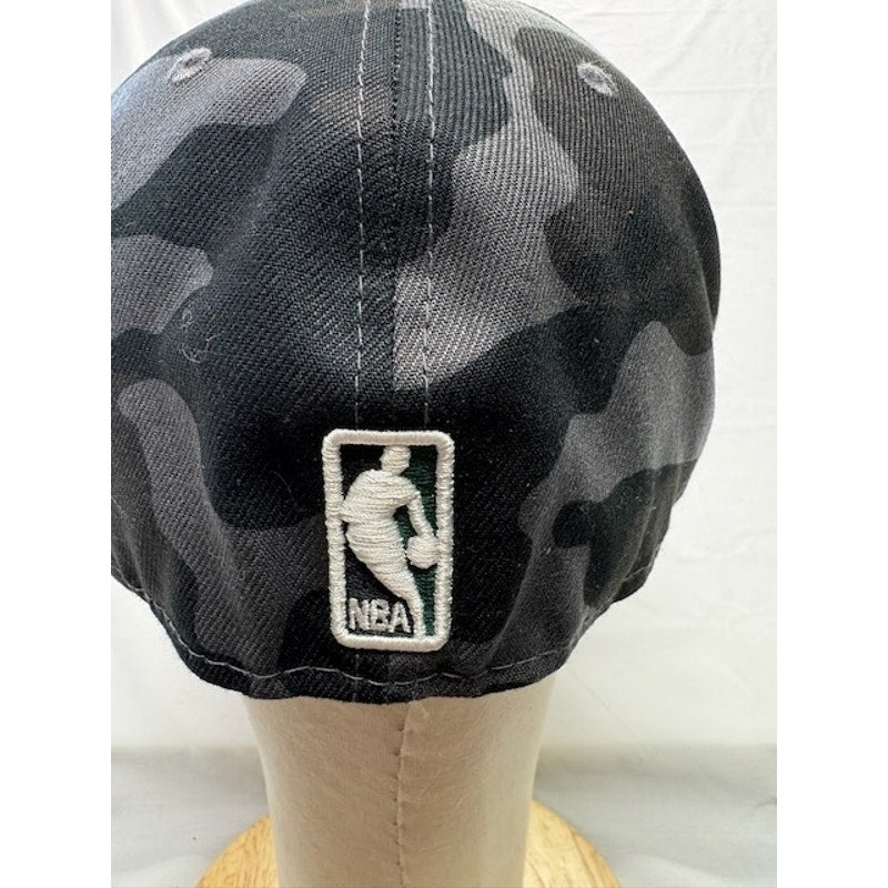 New Era 59FIFTY Milwaukee Bucks Fitted NBA Logo Camo Black Mens 7 3/8