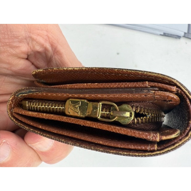Louis Vuitton LV Monogram Canvas Leather Wallet Snap Closure Brown Womens