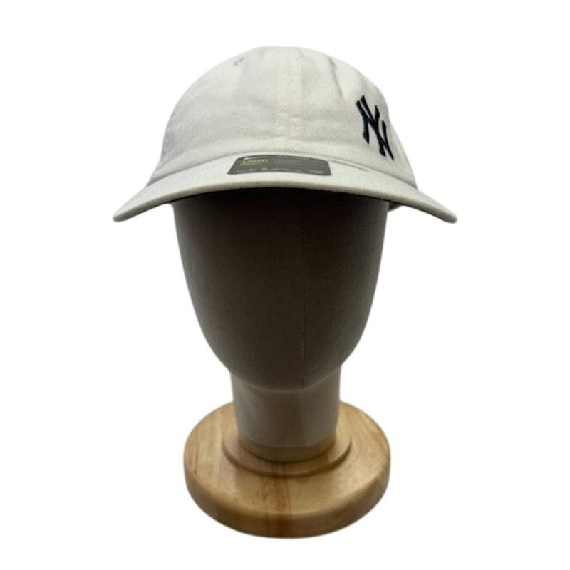 Nike New York Yankees Heritage86 Dri-FIT MLB Baseball Cap White Womens OS