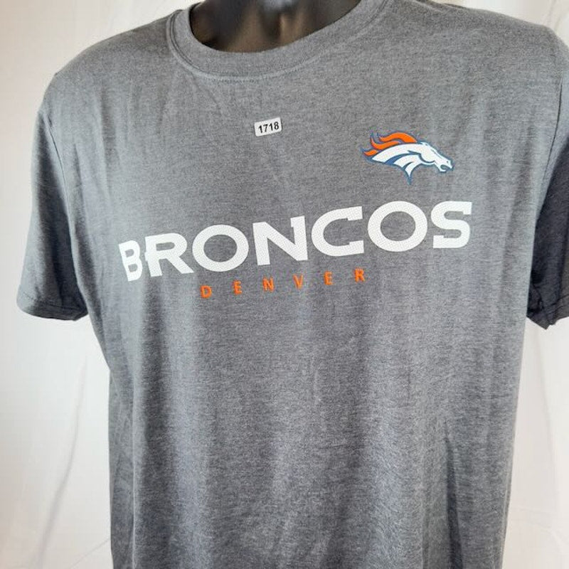 Majestic NFL Denver Bronchos T-Shirt Crewneck Standard Fit Gray Mens Size M