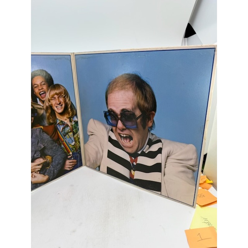 Elton John – Blue Moves 1976 Vinyl Album Record