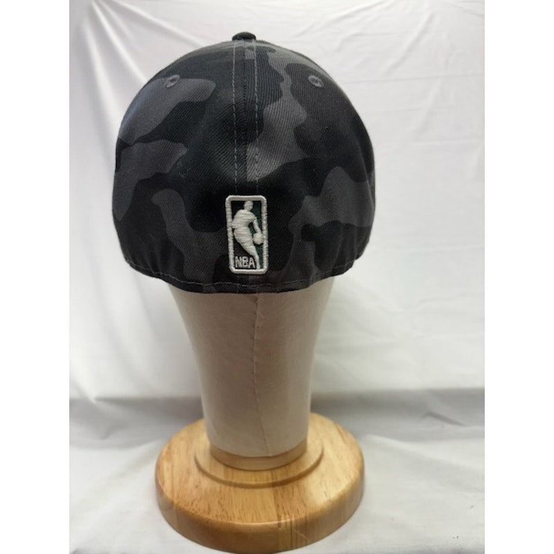 New Era 59FIFTY Milwaukee Bucks Fitted NBA Logo Camo Black Mens 7 3/8