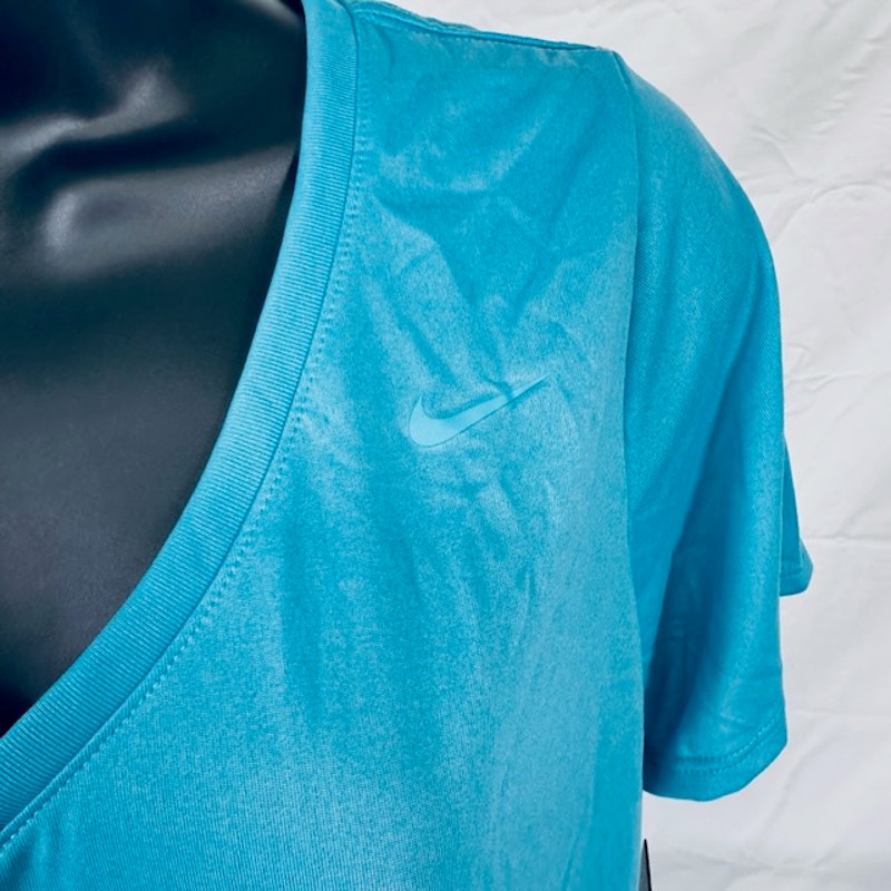 Nike Legend V-NECK 2.0 T-Shirt Short Sleeves Dri Fit Omega Blue Womens XL