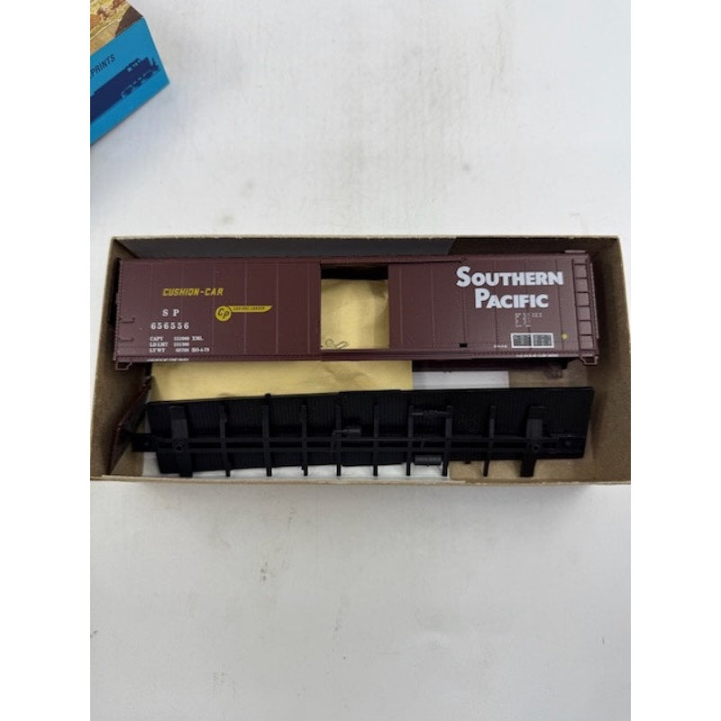 Athearn HO 123 Southern Pacific #656556 50’ Single Door Box Car Miniature