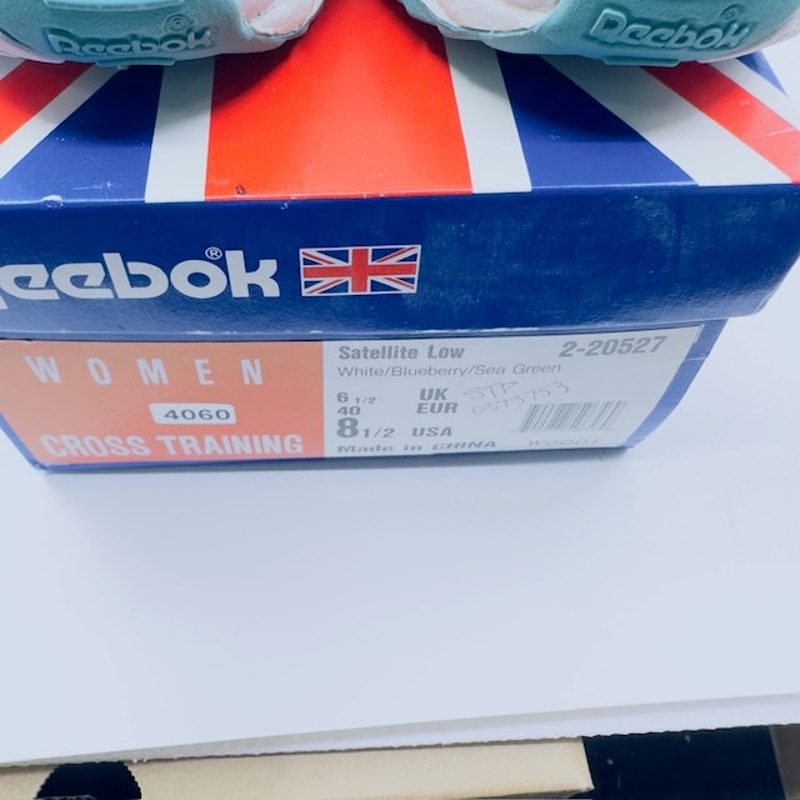 Reebok 90's Satellite Low Cross Training Shoes Lace-Up White Womens 8.5