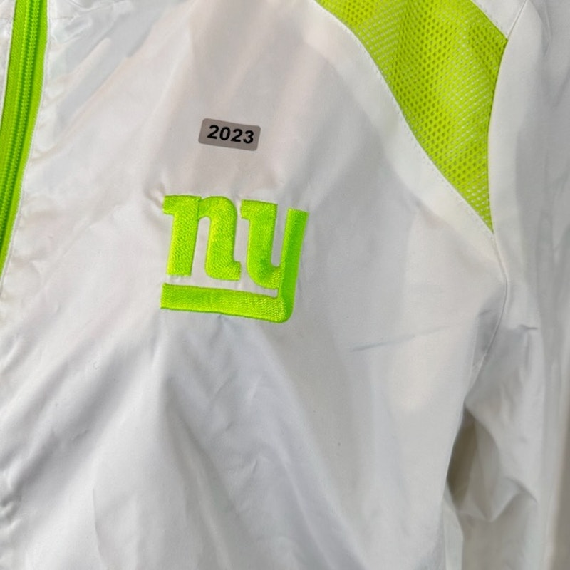 G III by Carl Banks NY Yankees Windbreaker Jacket Zip Up White Lime Womens L