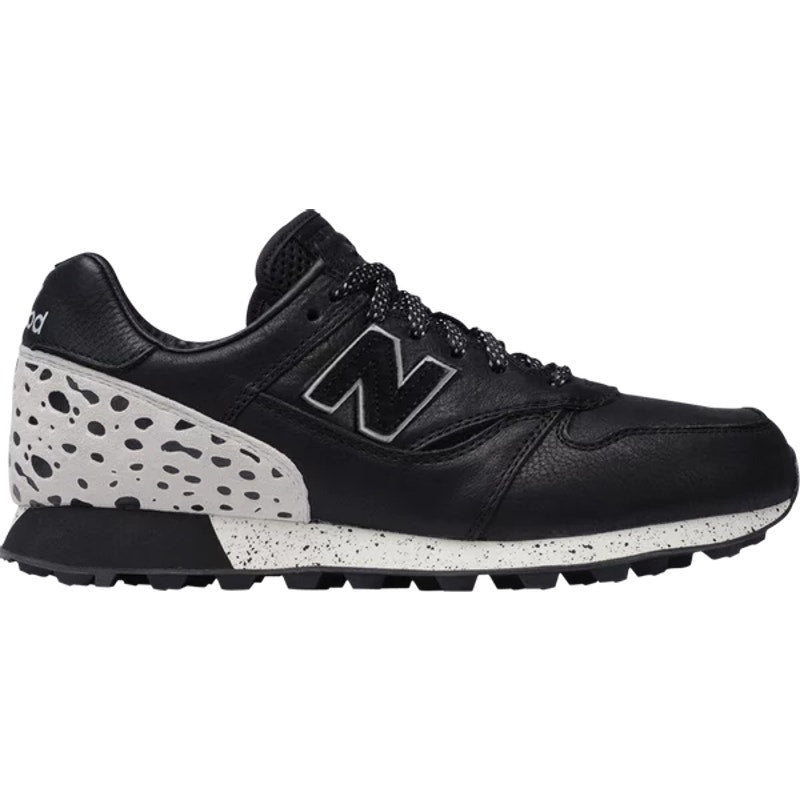 New Balance Undefeated x Trailbuster Unbalanced Sneakers Black White Mens Size 9