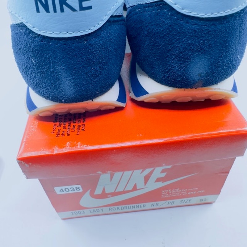 2003 Nike Vintage Nike Roadrunner Running Shoes Swoosh Lace-Up Blue Womens 8.5
