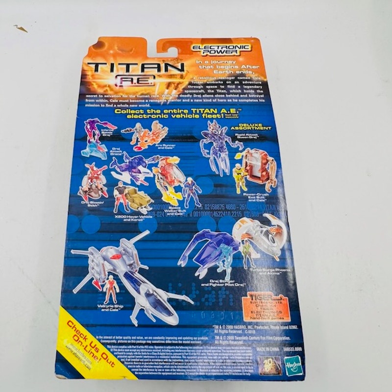 Hasbro 2000 Titan A.E. Electronic Power Fleet Vehicle - Bac Runner & Cale