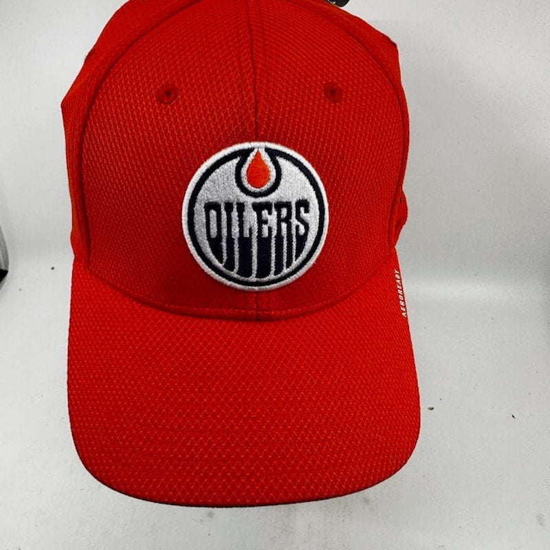 Adidas NHL Edmonton Oilers Baseball Cap Fitted Aeroready Red Mens Size S/M