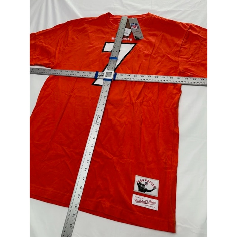 Mitchell & Ness Denver Broncos John Elway #7 Throwback T-Shirt Red Mens Sz M
