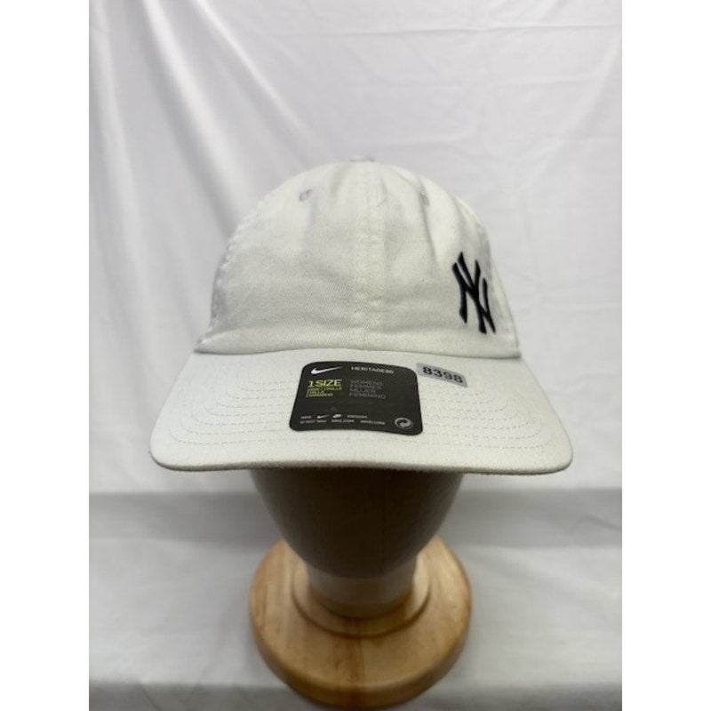 Nike New York Yankees Heritage86 Dri-FIT MLB Baseball Cap White Womens OS
