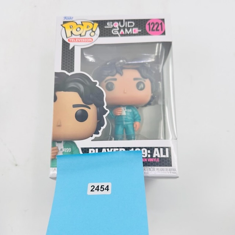 Funko POP! Television Squid Game Player 199: Ali Vinyl Figure #1221