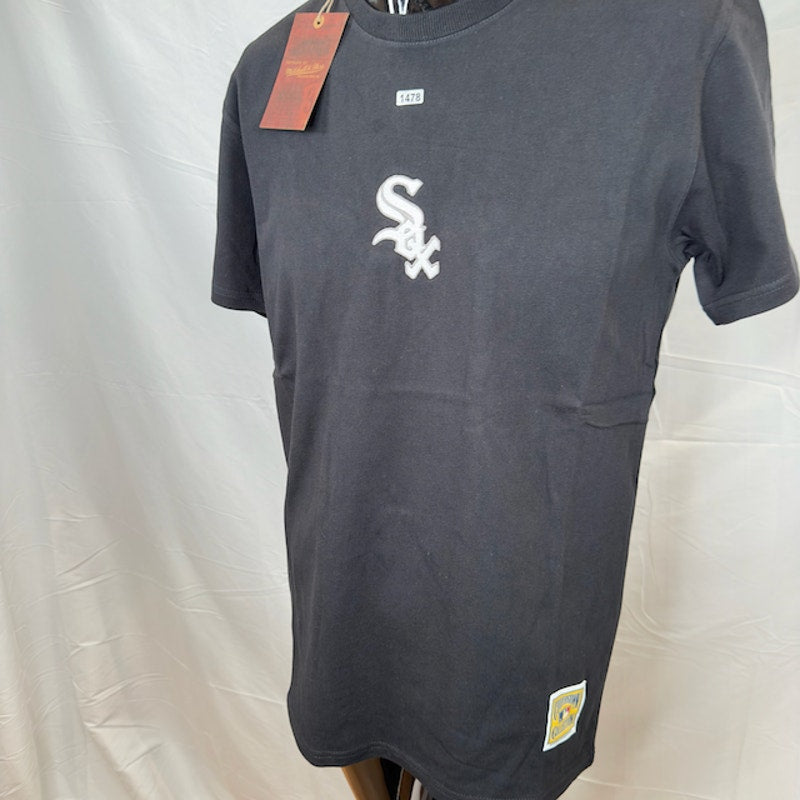 Mitchell & Ness MLB Insignia SS Tee Chicago White Sox Crewneck Black Size Small