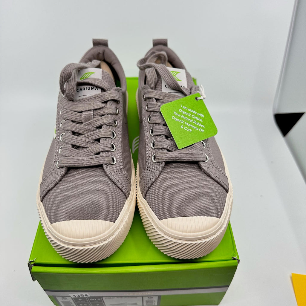 Cariuma Unisex Sneakers Oca Low Top Lace Up Organic Canvas Gray W9.5 M8 NIB