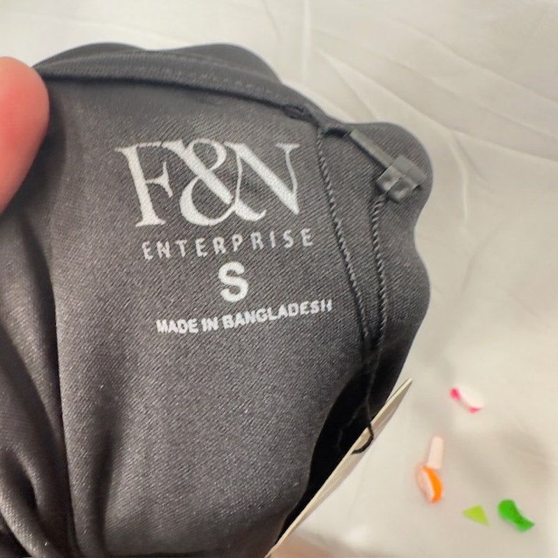 F&N Enterprise Athletic Shirt Long Sleeve Crew Neck Quick Dry Gray Mens Size S