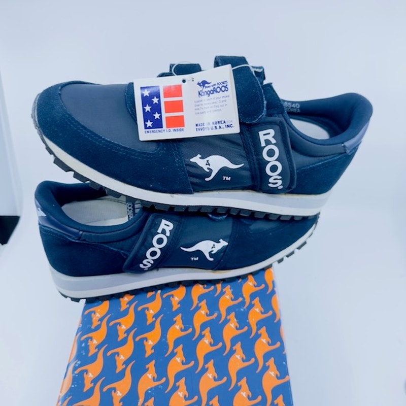 KangaROOS 80' Tennis Shoes Suede Double Strap Hook & Loop Dark Blue Kids 6.5
