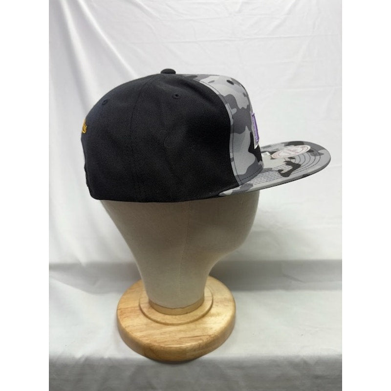 Mitchell & Ness Los Angeles Lakers Snapback Camo Black Gray Unisex OSFM