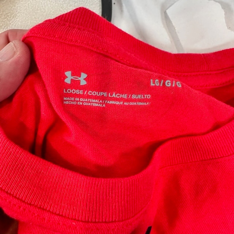 Under Armour Cincinnati Bearcats 1819 Red & Black Tee Loose Fit Red Mens Size L