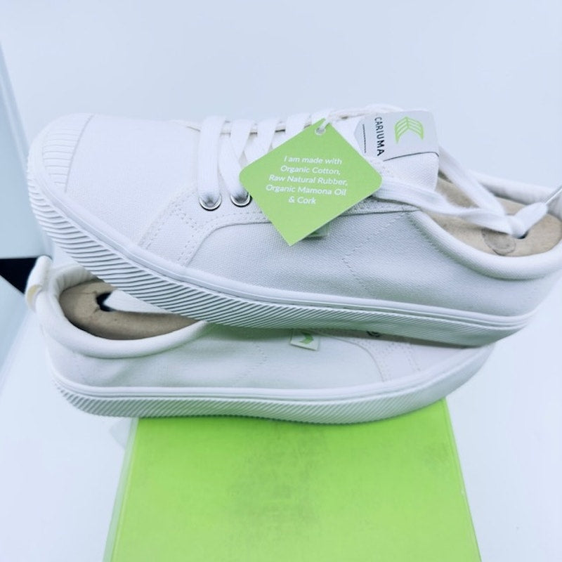 Cariuma Shoes OCA Low Canvas Sneaker Skateboard Lace Top Off-White Mens 8.5
