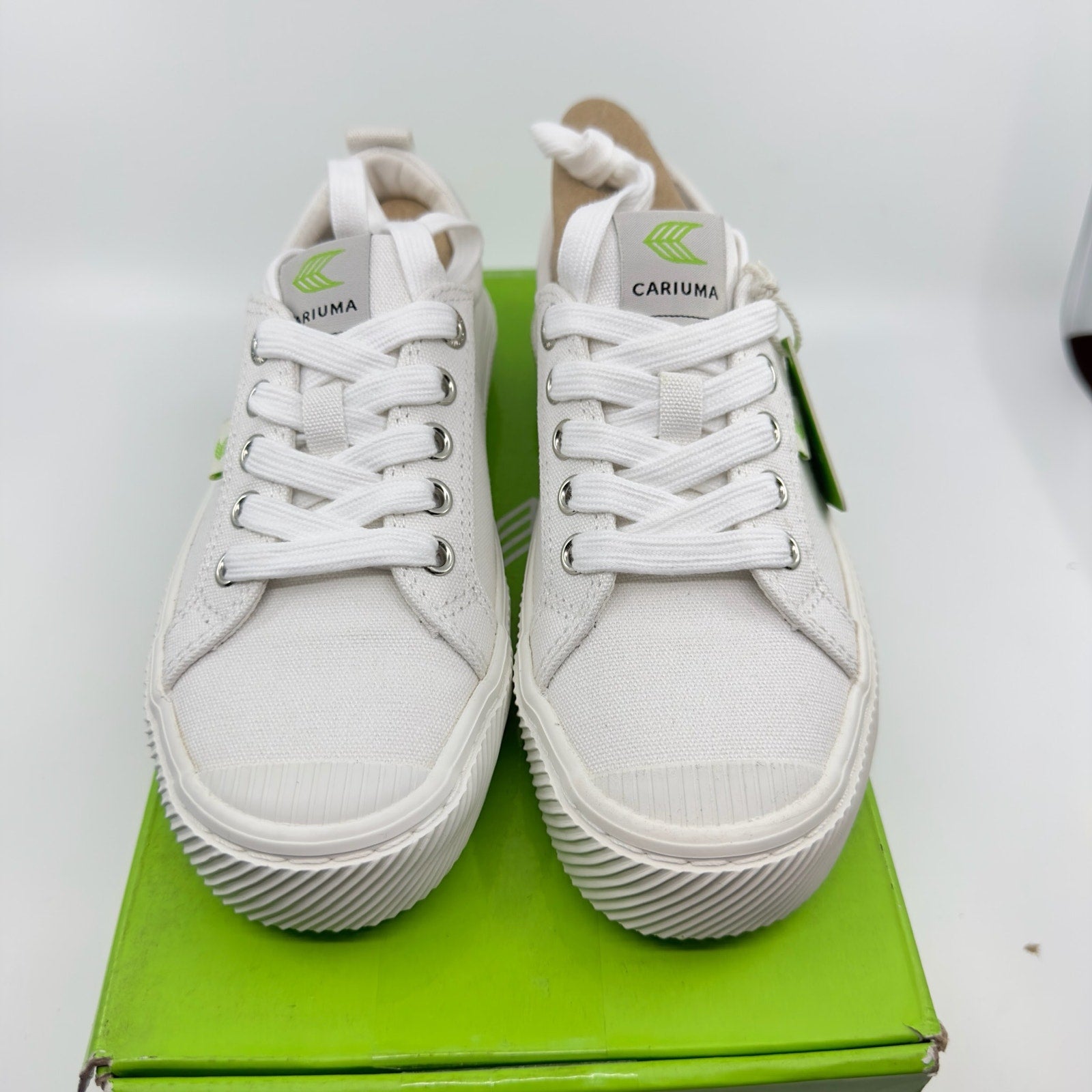 Cariuma Unisex Oca Low Canvas Sneaker Casual Shoes Lace-Up Off-White Size 4/5.5