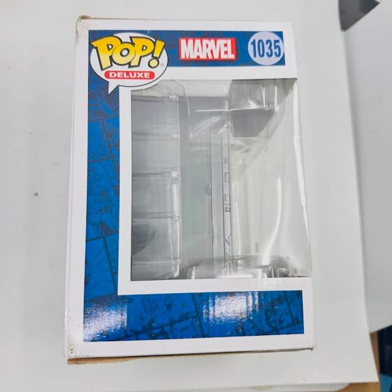Funko Pop! Deluxe Hall of Armour: Iron Man Model 1 Golden Armour #1035