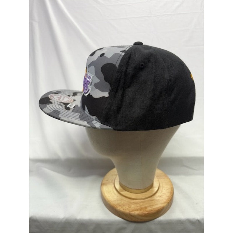 Mitchell & Ness Los Angeles Lakers Snapback Camo Black Gray Unisex OSFM