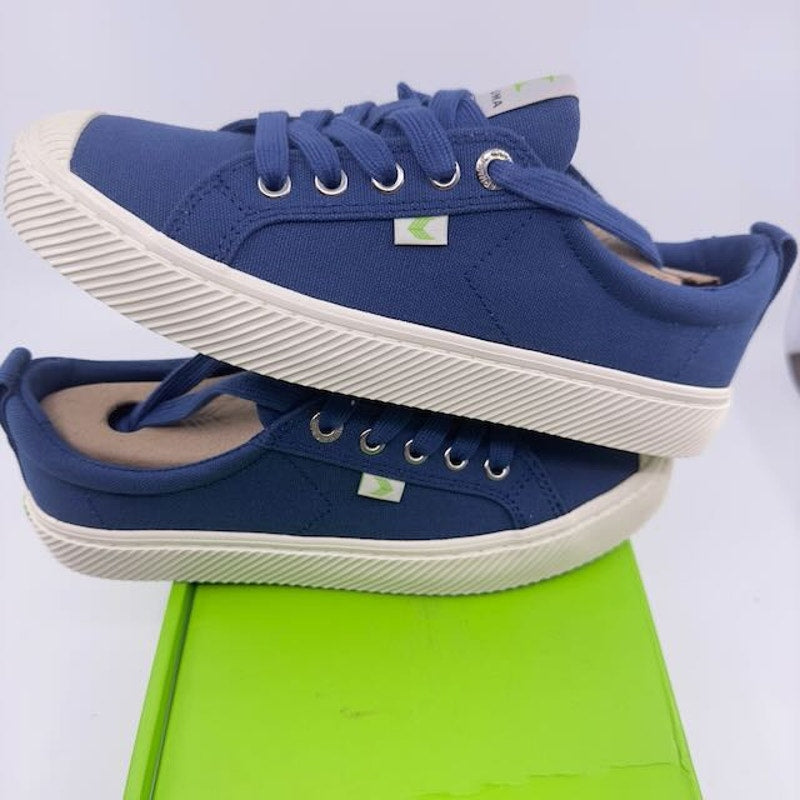 Cariuma Oca Low Top Lace Up Canvas Sneakers Shoes Shadow Blue Unisex W7.5 M6