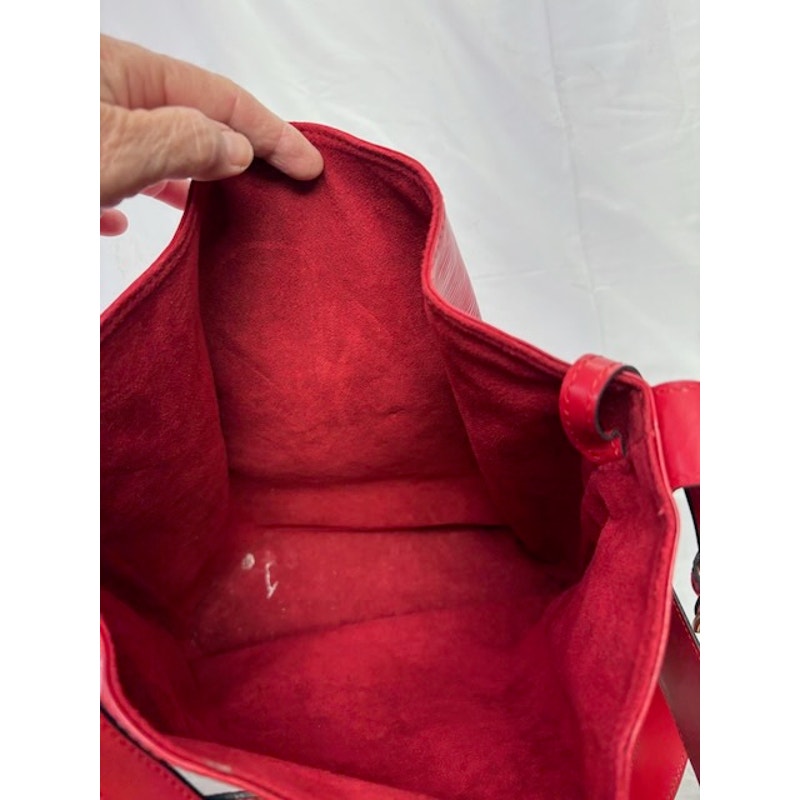 Authentic Louis Vuitton Sac d'Epaule Handbag Epi Leather Bucket Bag M80197 Red