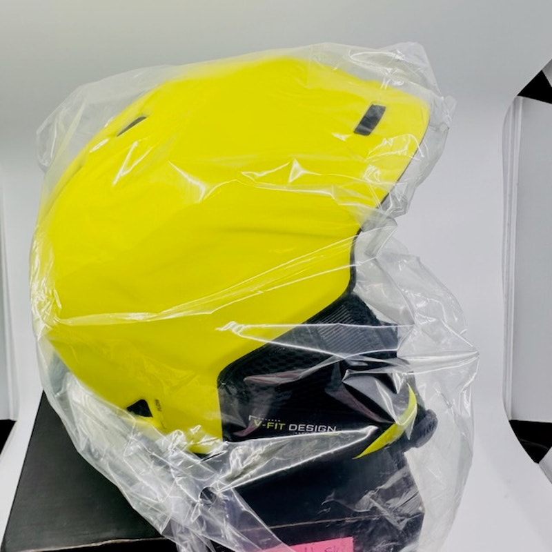 Stomp ST666 Ski & Snowboarding Snow Sports Helmet Matte Green Lemon
