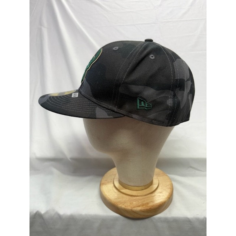 New Era 59FIFTY Milwaukee Bucks Fitted NBA Logo Camo Black Mens 7 3/8
