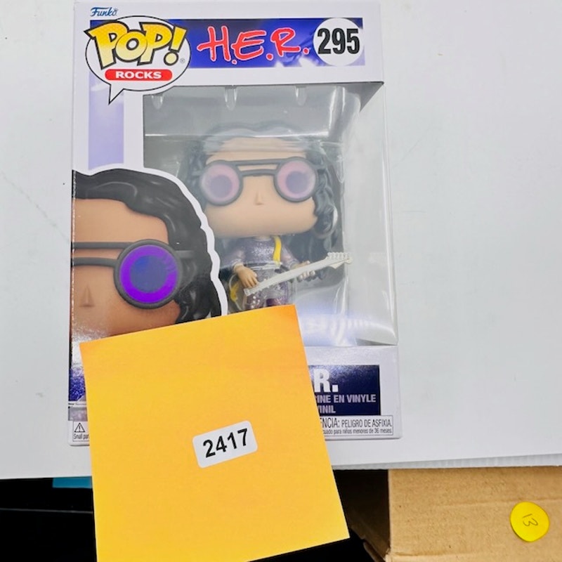 Funko Pop! Rocks: H.E.R. #295 Vinyl Figure Bobblehead