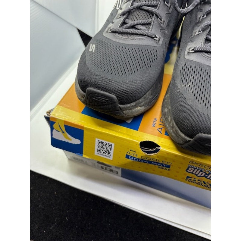 Skechers Max Cushioning Propulsion Sneaker Lace-Up Low Top Black Men's Size 12.5