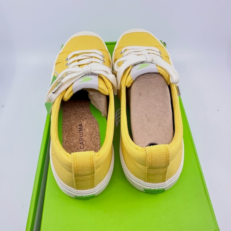 Cariuma OCA Low Top Canvas Sneakers Shoes Round Toe Yellow Unisex Size W8 M6.5