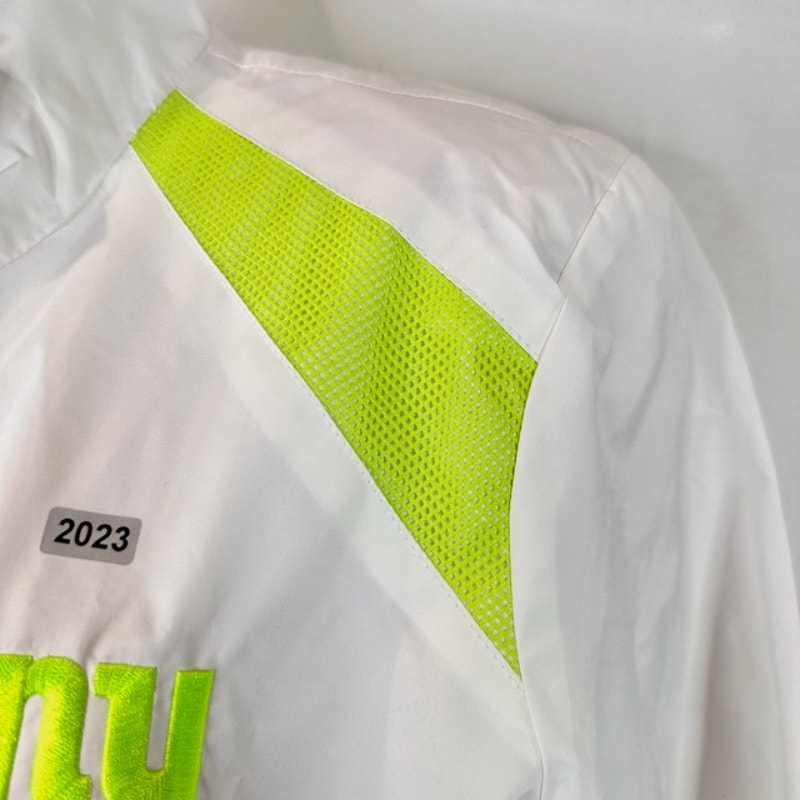 G III by Carl Banks NY Yankees Windbreaker Jacket Zip Up White Lime Womens L