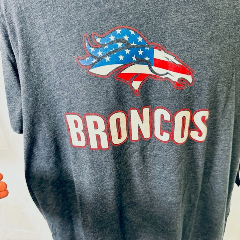 47 Brand Denver Broncos T-Shirt Patriotic Logo Short Sleeves Blue Mens XL