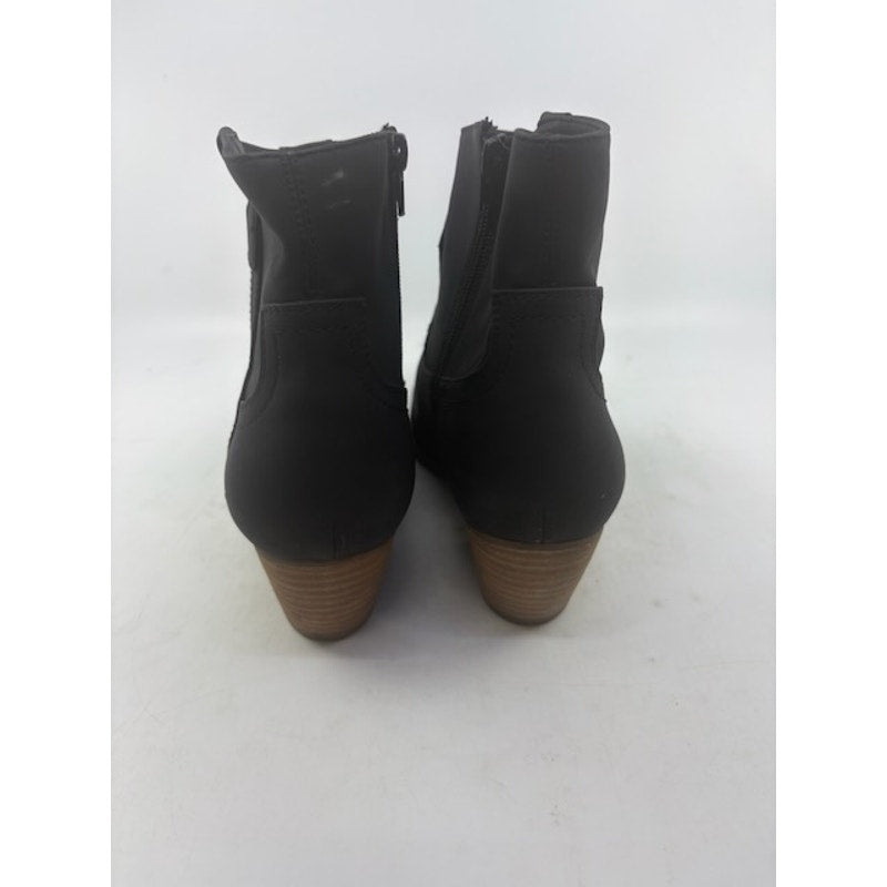 DV by Dolce Vita Pueblo Ankle Boot Almond Toe Side Zip Black Womens Size 9