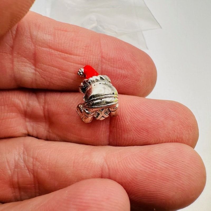 Seated Santa Claus Dangle Charm Pendant 925 Sterling Silver