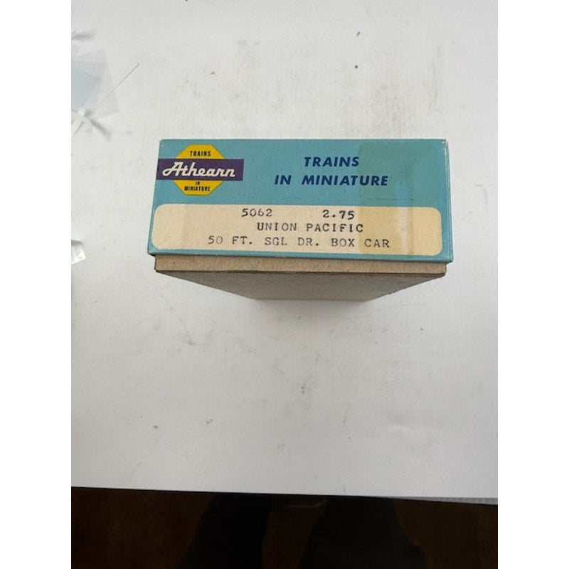 Athearn HO Union Pacific 50 FT. SGL DR. Box Car 5062 Trains In Miniature