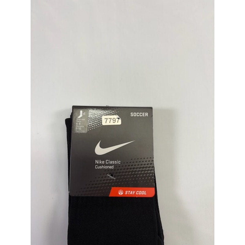 Nike Classic Cushioned Soccer Socks Black/White Size M, M 6-8/W 6/10