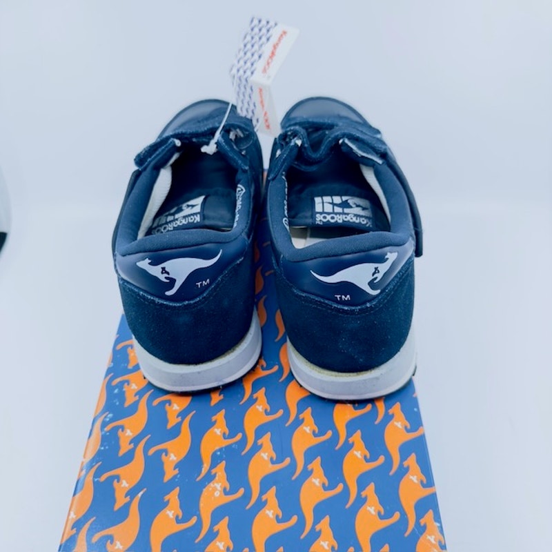 KangaROOS 80' Tennis Shoes Suede Double Strap Hook & Loop Dark Blue Kids 6.5
