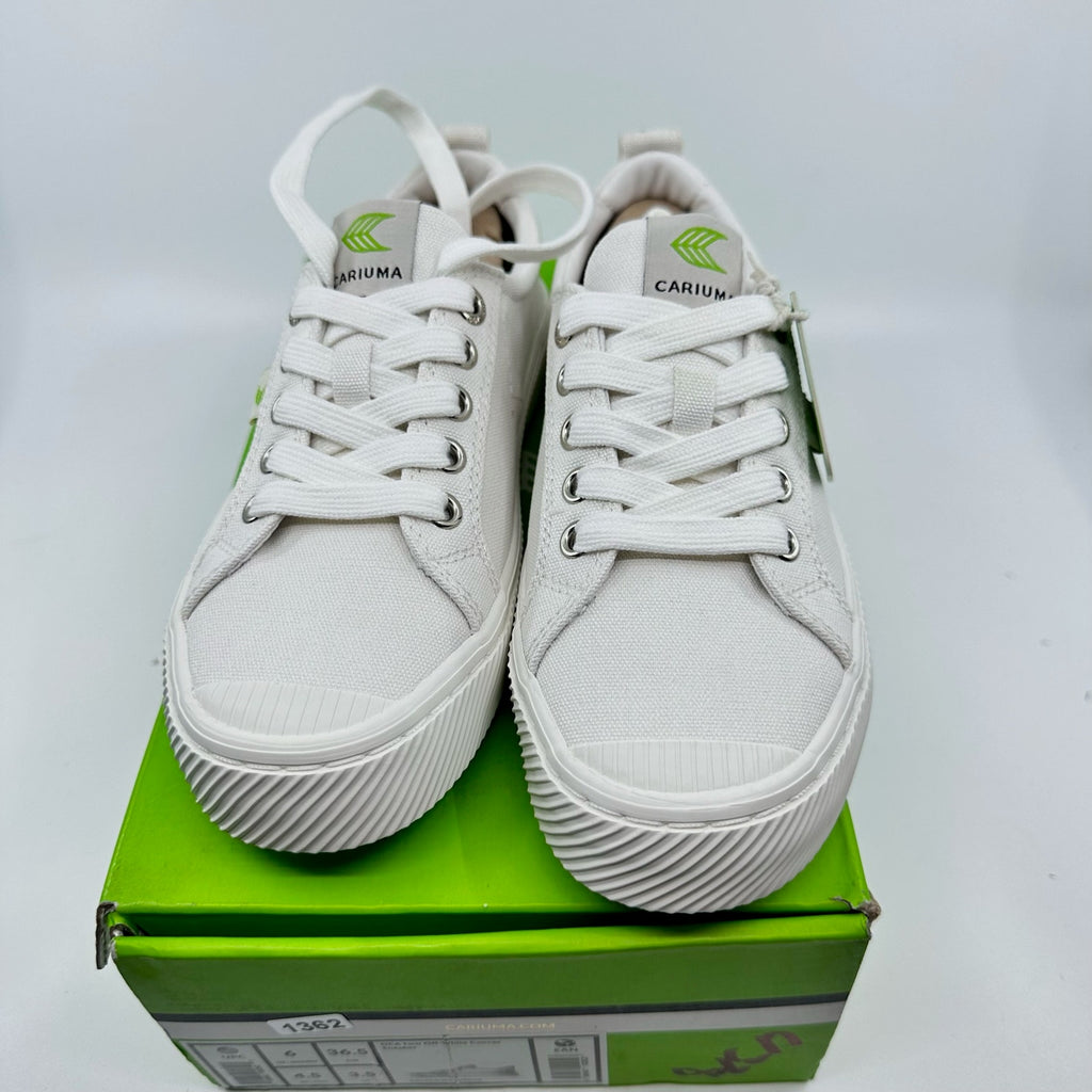 Cariuma Unisex Sneaker Oca Low Top Lace Up Organic Canvas Off White W6 M4.5 NIB