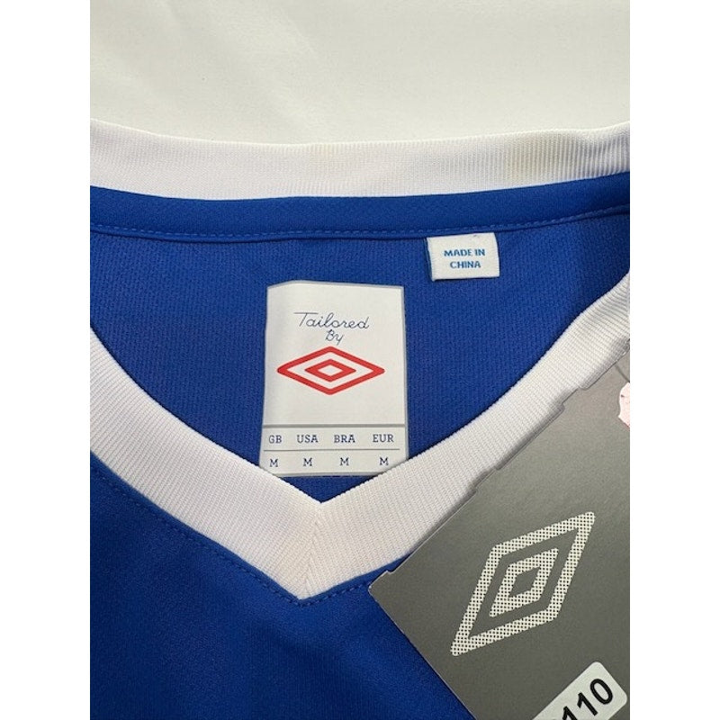 Umbro Soccer Jersey Shirt Short Sleeve V-Neck Royal Blue/White Mens Size M