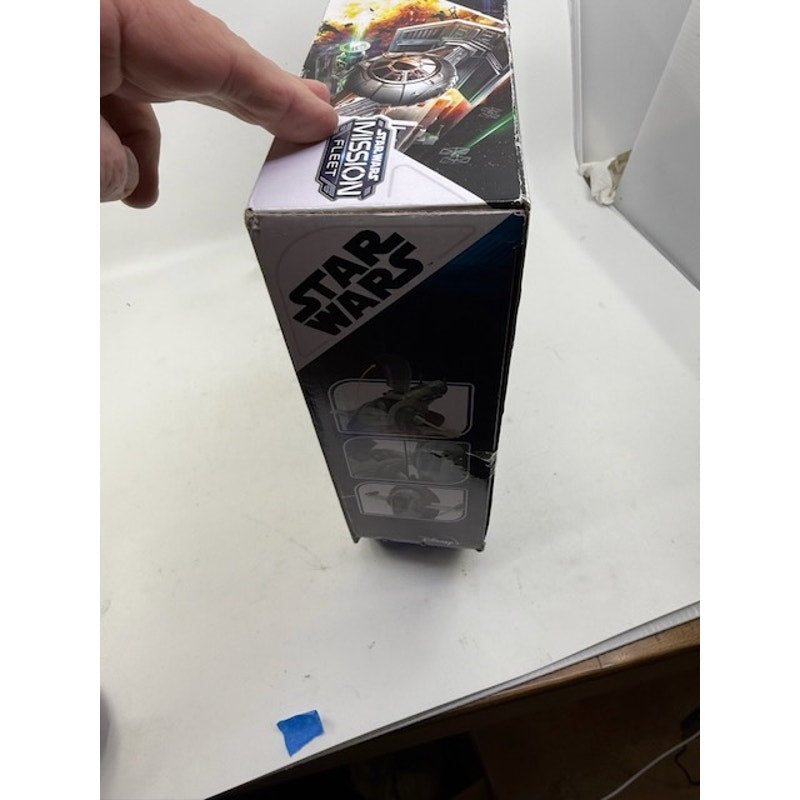 STAR WARS Mission Fleet Starship Skirmish with 2.5" Boba Fett Action Figure