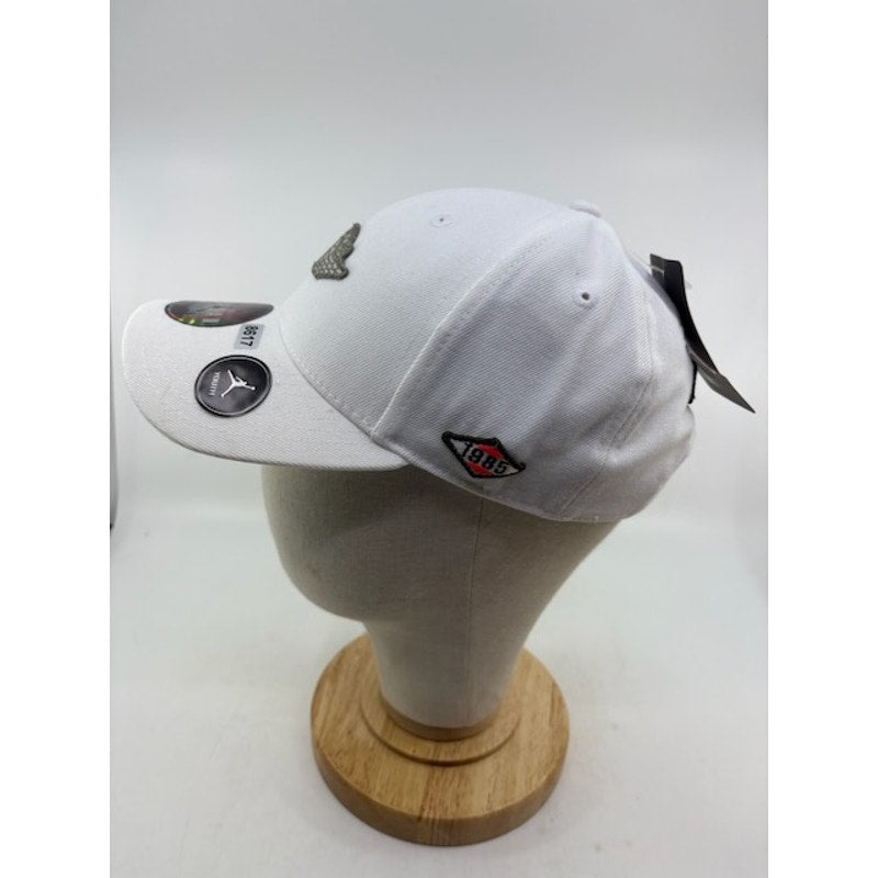 Nike Air Jordan Wings Logo Snapback Hat Jumpman Cap Adjustable White Youth