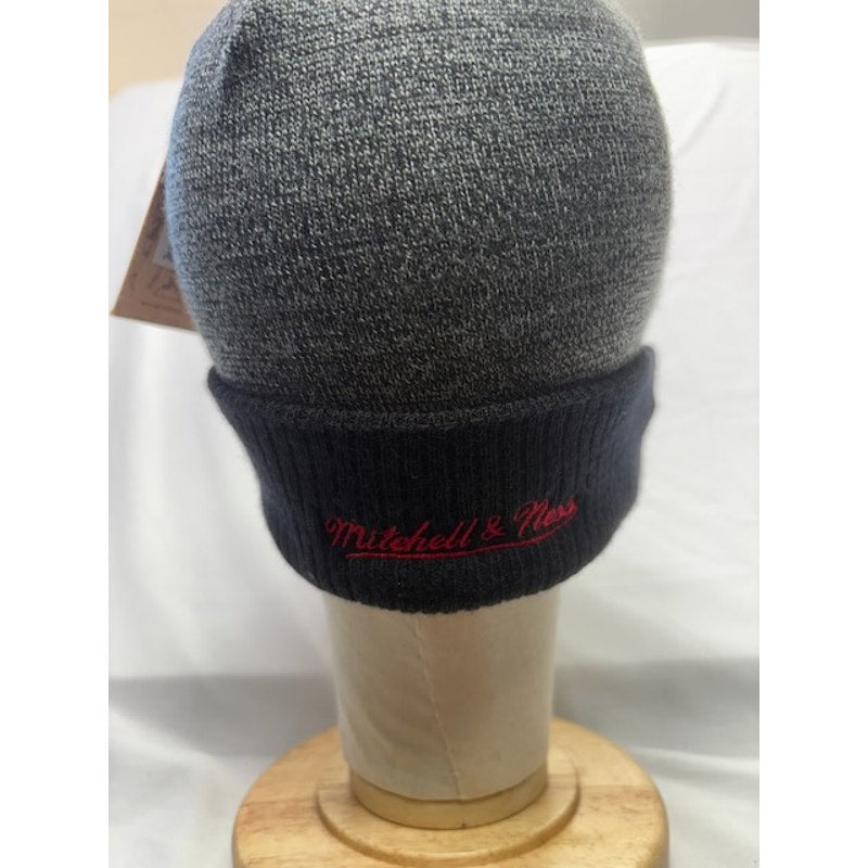 Mitchell & Ness New Orleans Pelicans Beanie Pom Knit Hat NBA Gray OSFM