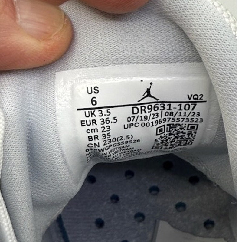 Nike Jordan Jumpman Two Trey Basketball Shoes DR9631-107 White Womens Sz 6
