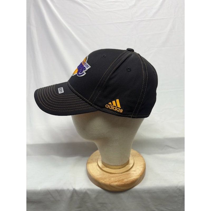 Adidas LA Los Angeles Lakers Fitted Hat Cap NBA Basketball Black Adult S/M