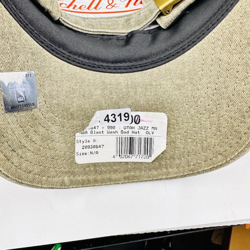 Mitchell & Ness NBA Utah Jazz Blast Dad Hat Adjustable Washed Beige Mens OS